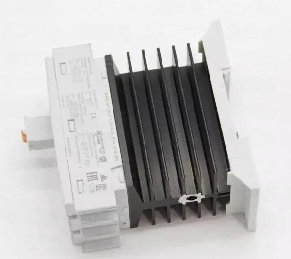 Контактор Siemens 3RT1036-3AP00