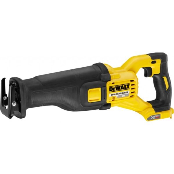 The new FLEXVOLT battery makes it possible to use the advantages of a cordless tool with the power of a corded tool