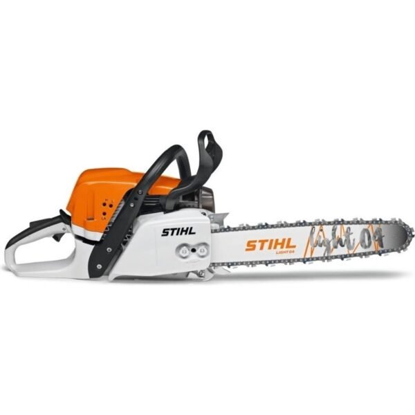 A universally usable chainsaw, which is especially suitable for processing wood for fuel in medium-sized stands.