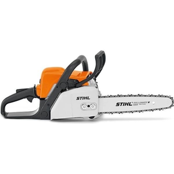 Powerful chainsaw with anti-vibration system, single-lever control, safe chain tensioning