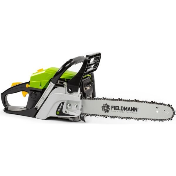 The gasoline chainsaw with a maximum output of 2.5 kW will become an indispensable helper in the maintenance of your garden and around the house.