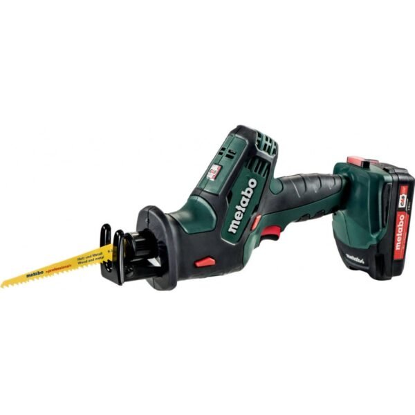 Light, extremely handy saw for operation with one or both hands Especially suitable for working in hard-to-reach places Vario electronics