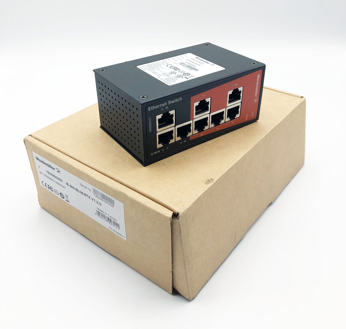 Weidmüller IE-SW-BL08-8TX network switch - Image 1