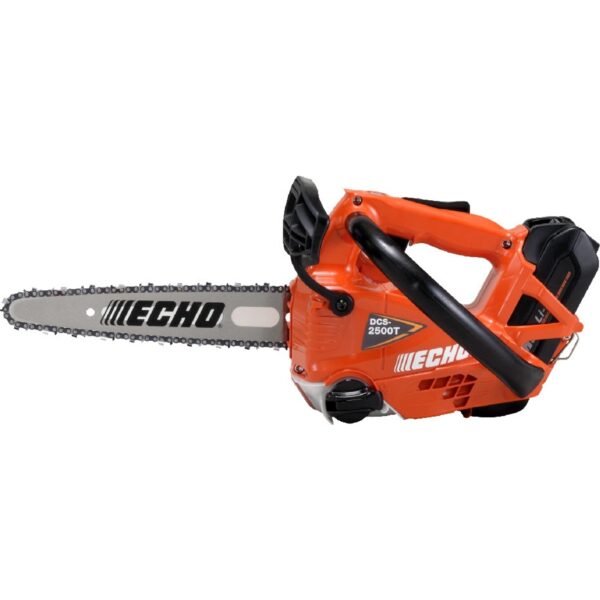 The best cutting performance cordless saw in its class delivers the same cutting performance as a 35-40cc petrol saw thanks to its advanced motor control.
