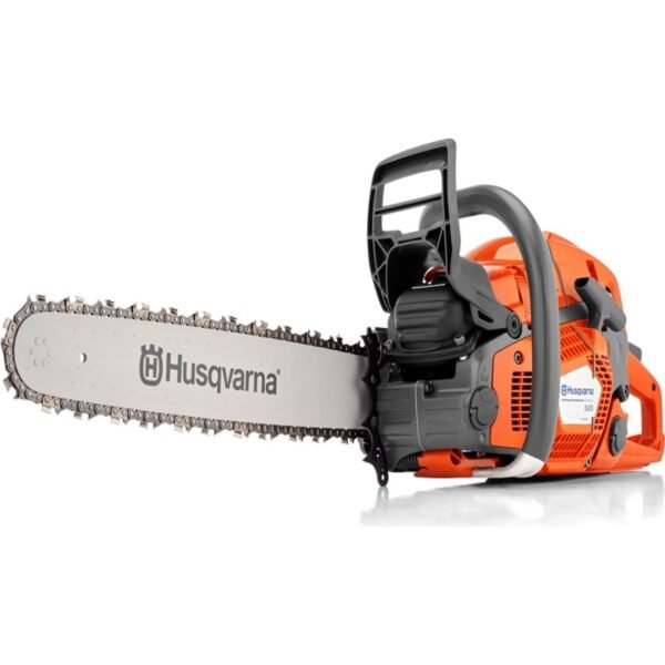 The Husqvarna 555 is designed for demanding jobs carried out by green maintenance companies or skilled landowners.