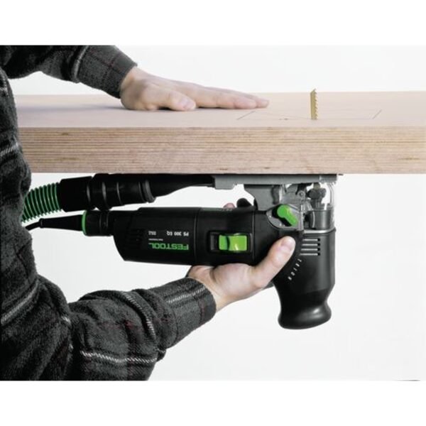 Festool straight saw ps 300 eq plus Proven for universal use. • Triple guide of the saw blade for precise right-angle cuts